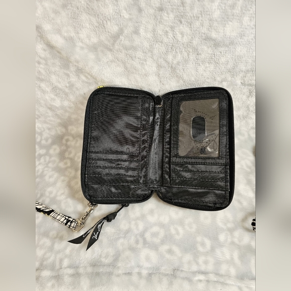 🦋Vera Bradley Crossbody/Wristlet, Convertible - Picture 2 of 11